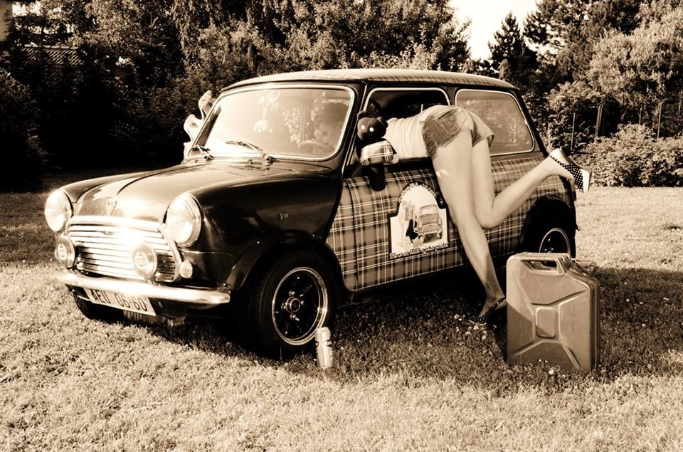 Mini